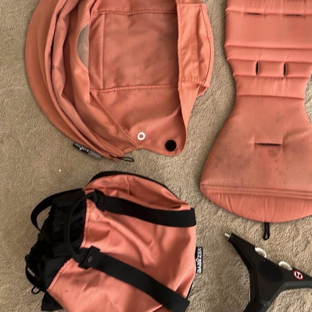 Ginger (pink) Babyzen yo-yo color pack and bag attachment